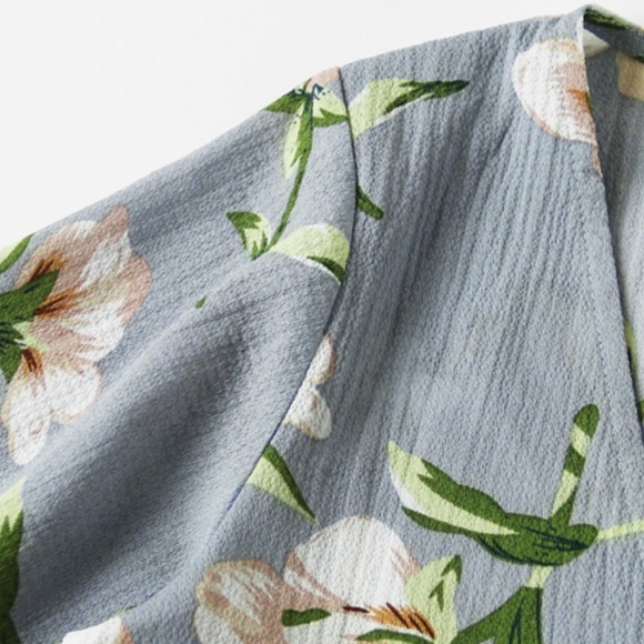 2 Pc Sexy Boho Wrap Crop Top Shorts Set NEW!! - Picture 2 of 6